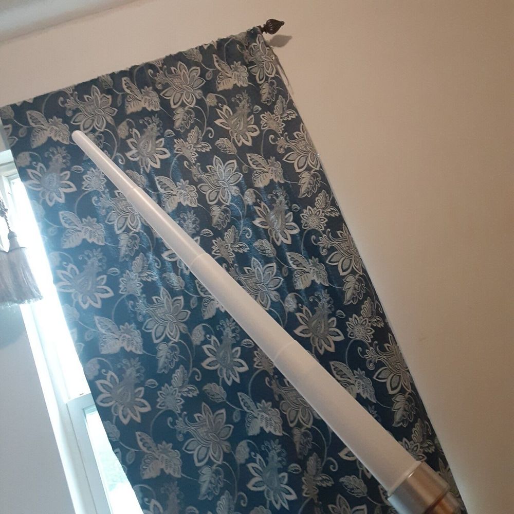 Lightsaber NWOT